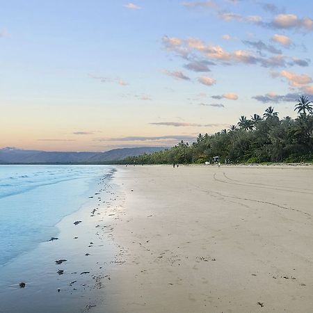 By The Sea Port Douglas Exterior foto